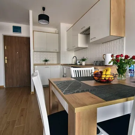 Anders Z Miejscem W Garazu I Rowerami * Kolobrzeg