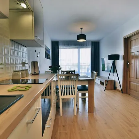 Anders Z Miejscem W Garażu I Rowerami Apartament *