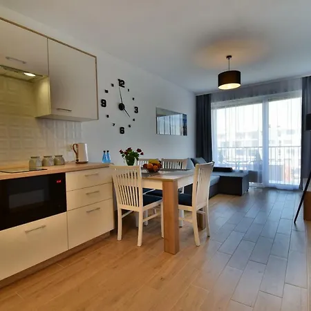 Apartament Anders Z Miejscem W Garazu I Rowerami *