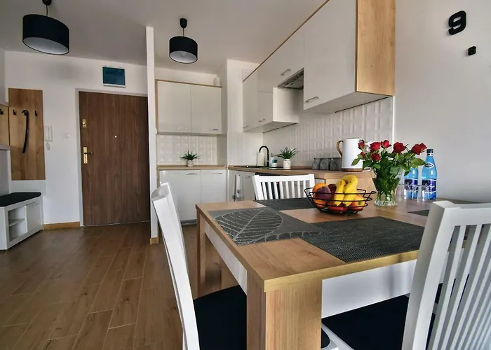 Anders Z Miejscem W Garazu I Rowerami * Kolobrzeg