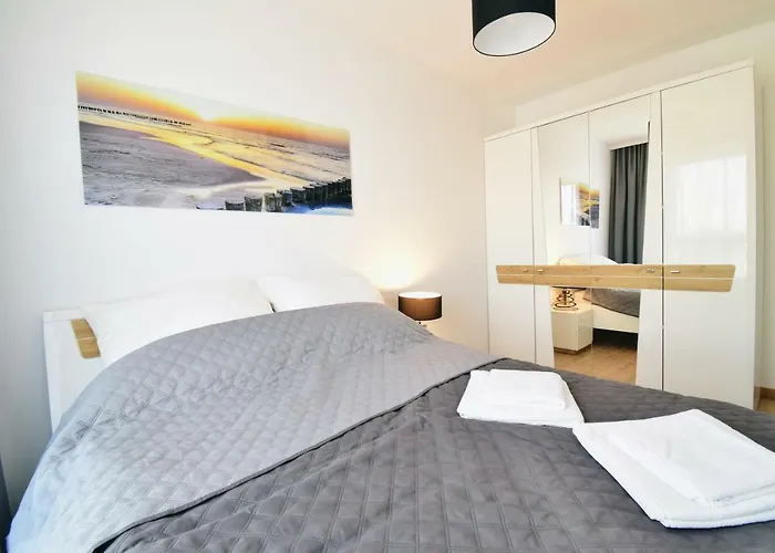 Anders Z Miejscem W Garazu I Rowerami Apartament